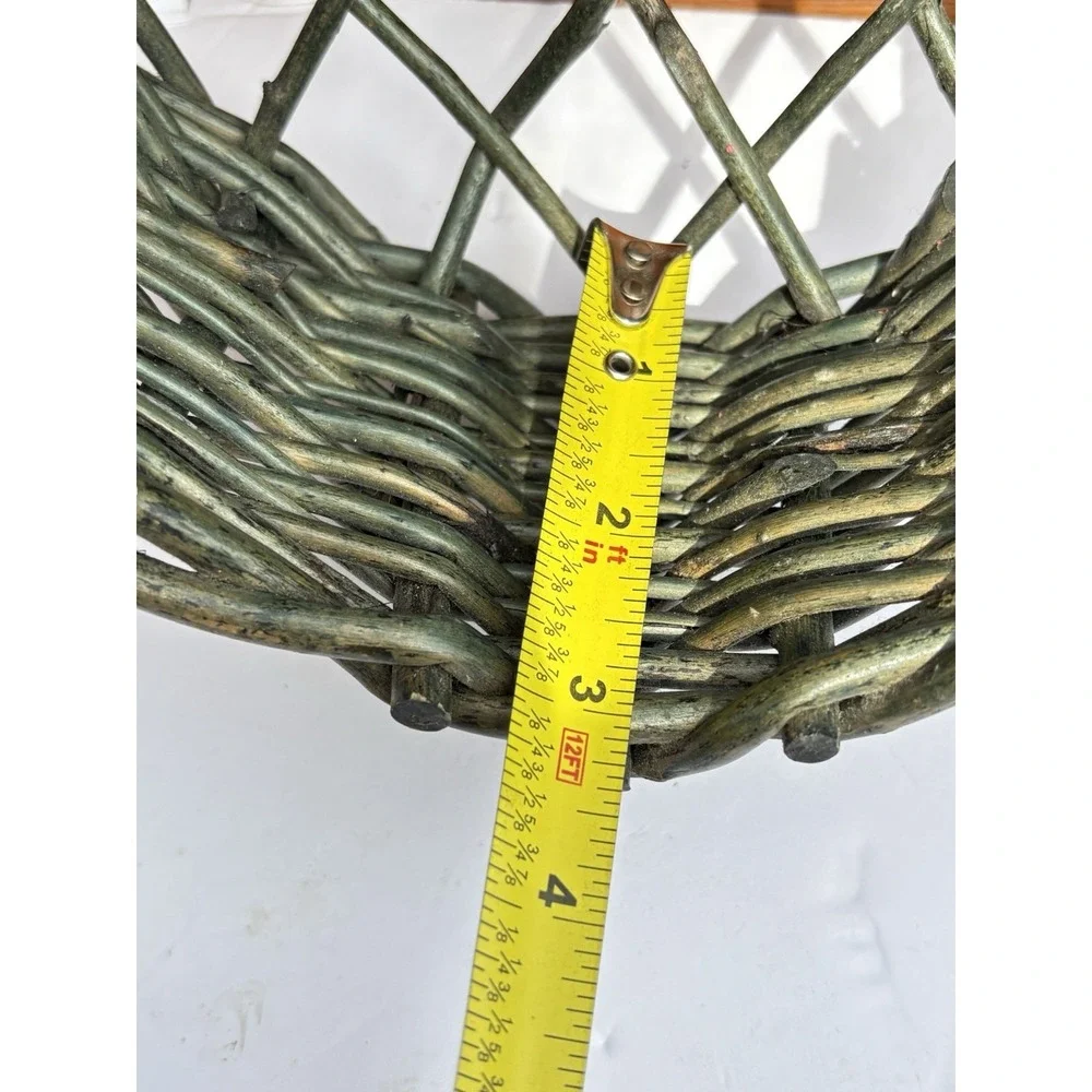 Green Heart Shaped Wicker Twig Branch Woven Basket Cottage Rustic Farmhouse 8.5